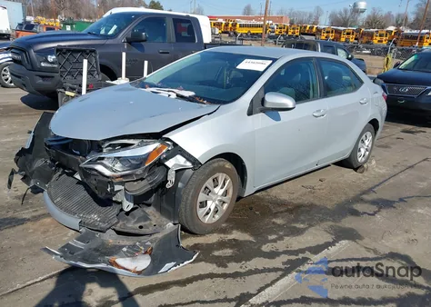 2015 Toyota Corolla L z USA, uszkodzony, nr VIN 2T1BURHE2FC473219